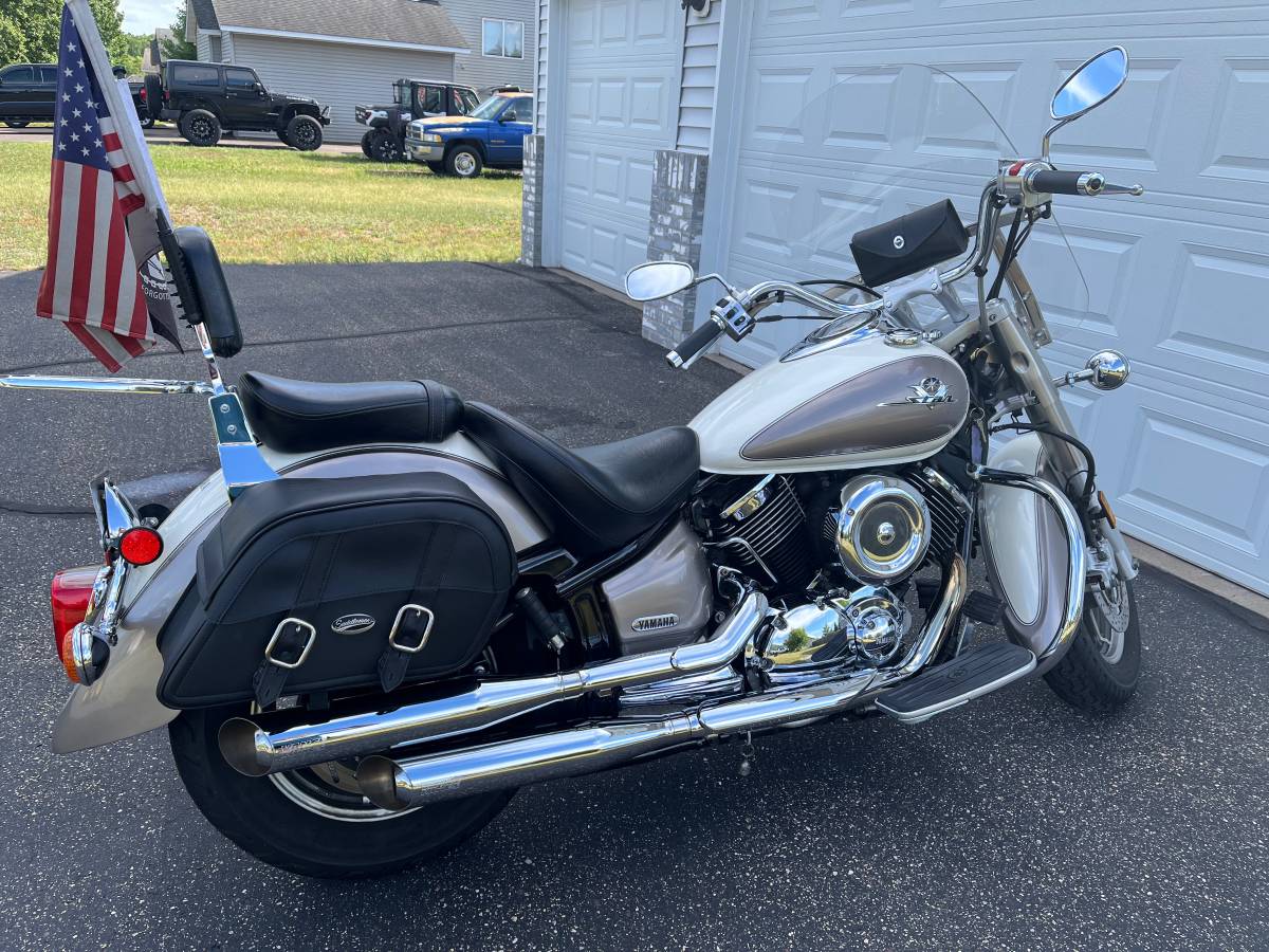 2003 Yamaha, Import USA — Foto 2 z 3