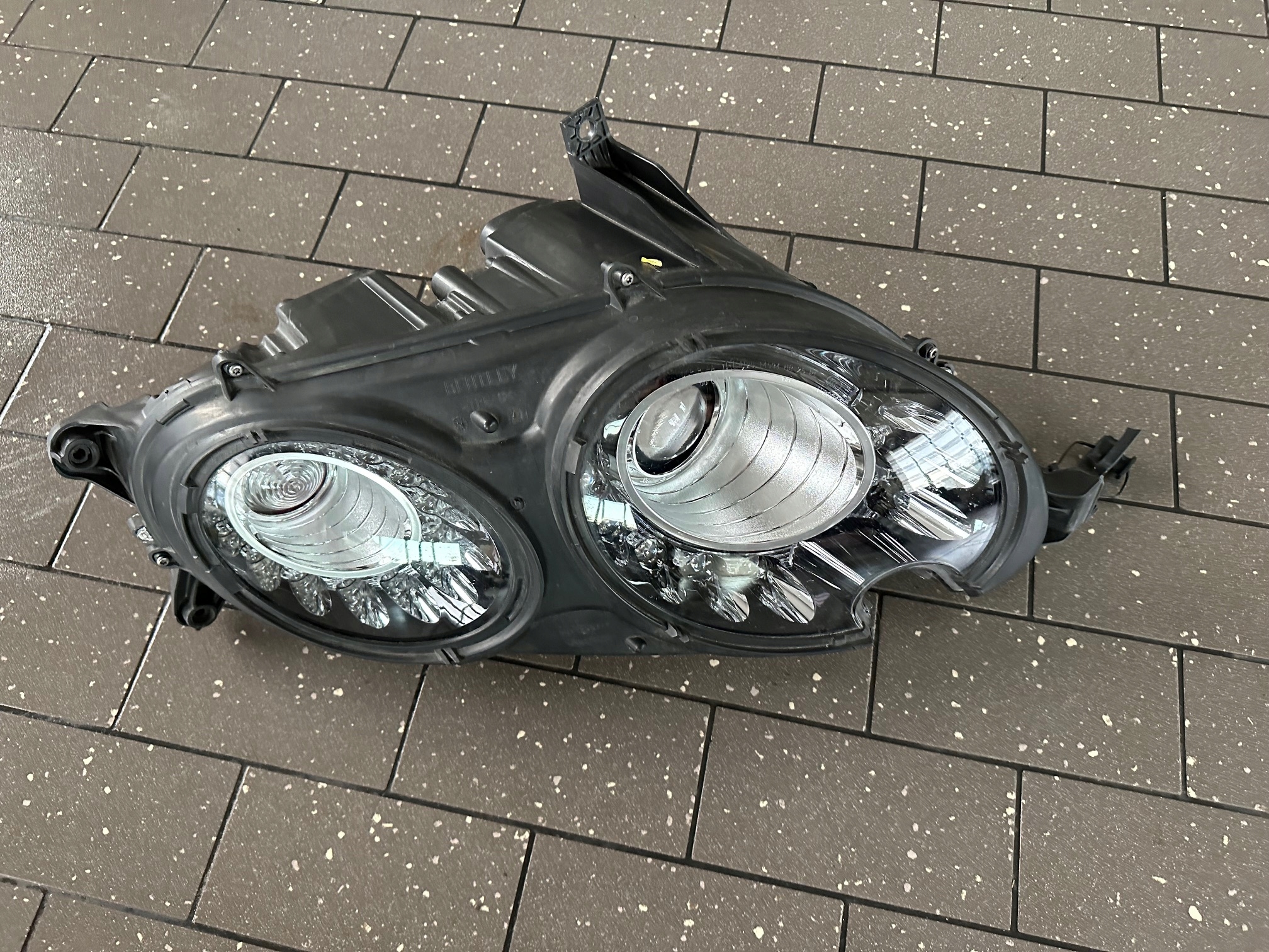 přední světlomet pravá Bentley Continental Ii facelift Dark Ciemna Speed, Auf Lager in der EU — Foto 1