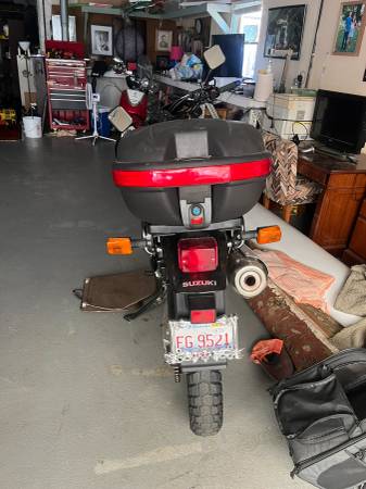 2017 Suzuki, Import USA — Foto 4 z 7