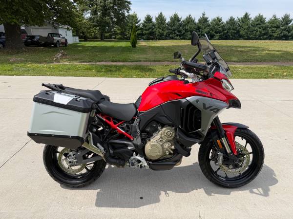 2026 Ducati, Import USA — Foto 2 z 6