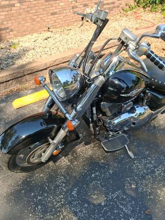 2008 Suzuki, Import USA — Foto 3 z 7
