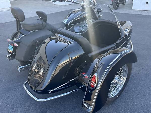 2021 BMW, Import USA — Foto 5 z 12