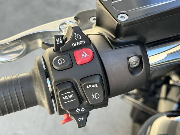 2021 BMW, Import USA — Foto 9 z 12