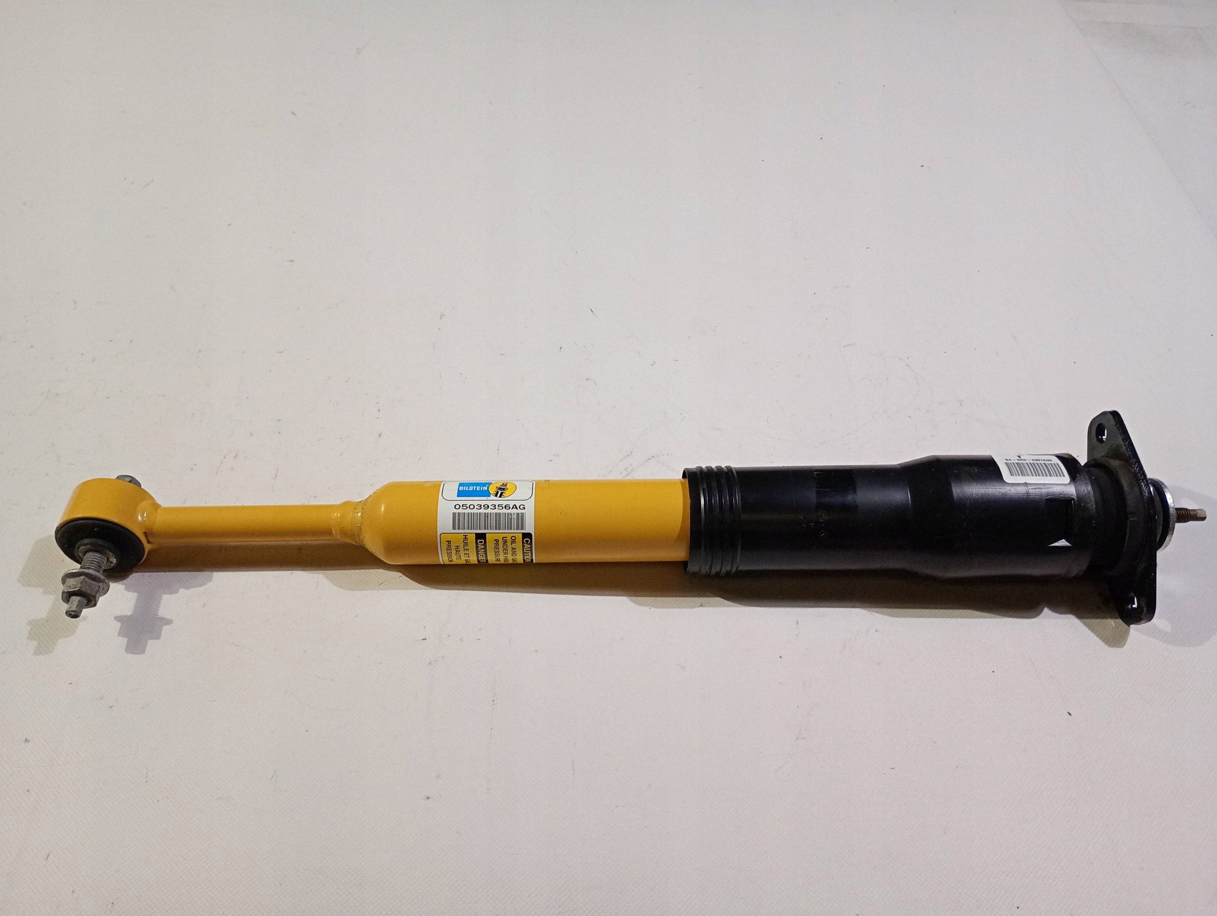 tlumič zadní komplet levý i pravý Bilstein Dodge Challenger Charger SRT 2015, Auf Lager in der EU — Foto 1