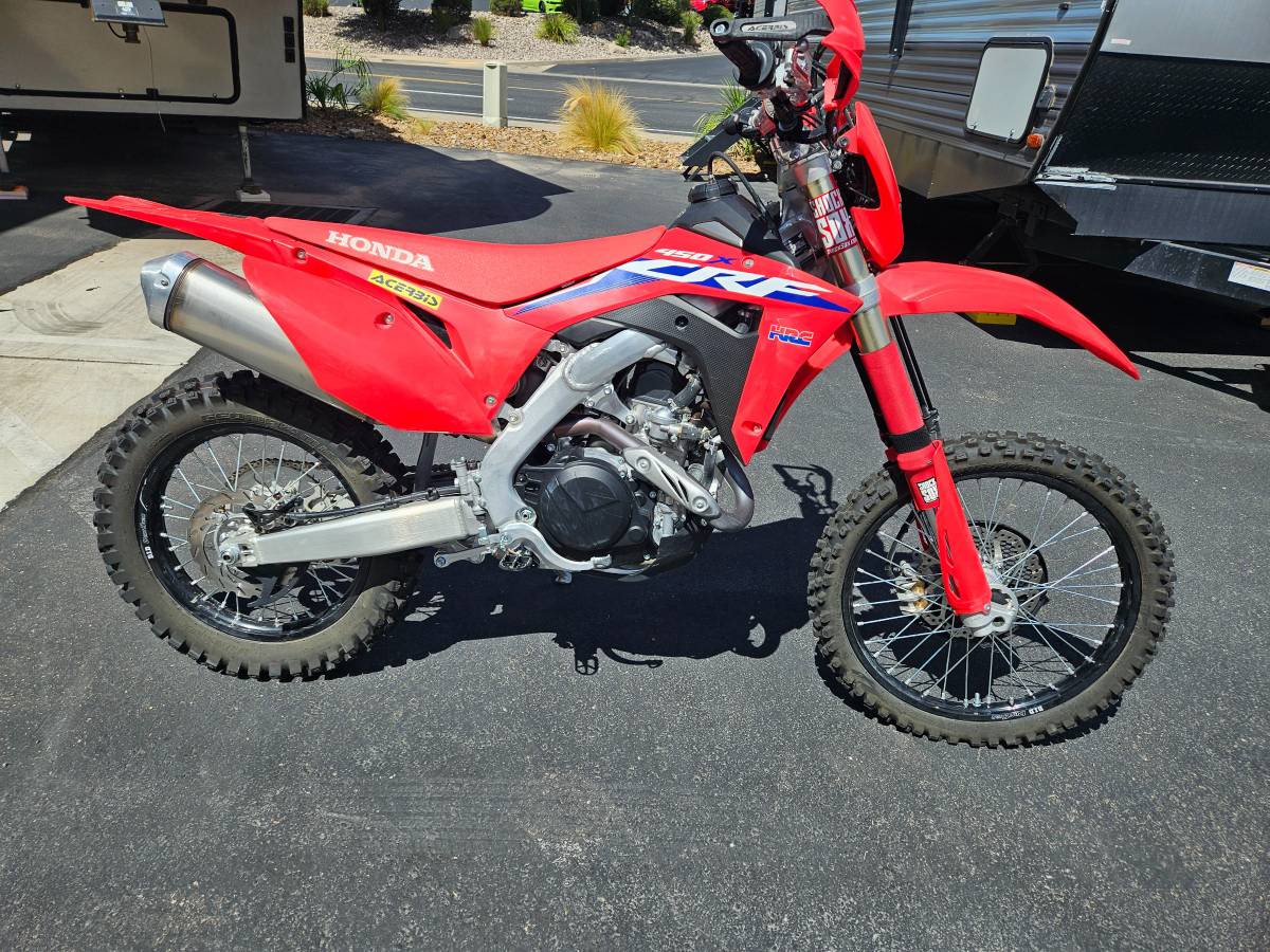 2022 Honda, Import USA — Foto 2 z 12