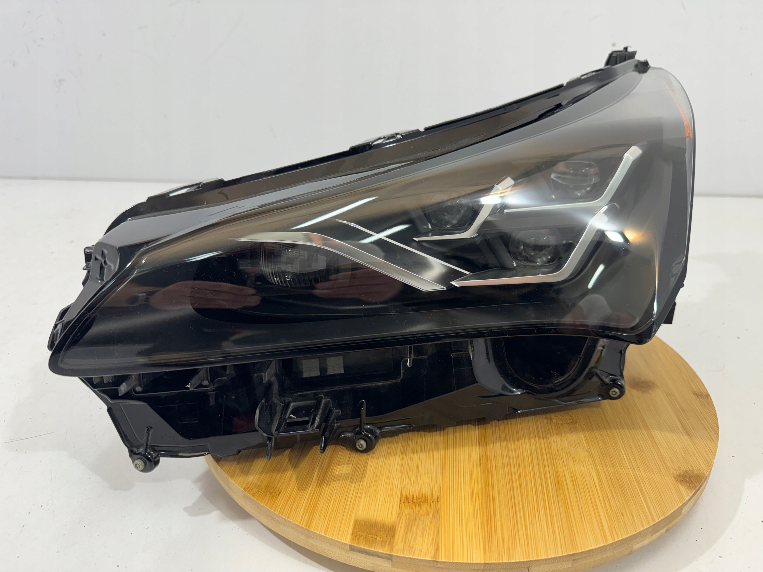 světlomet FULL LED levý přední Lexus Nx facelift, Auf Lager in der EU — Foto 1