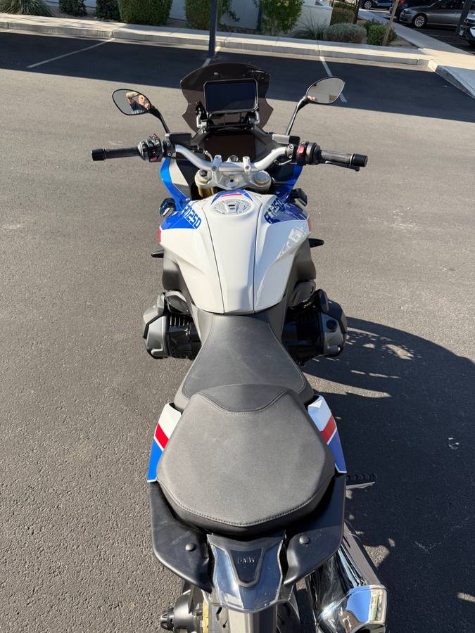 2023 BMW, Import USA — Foto 5 z 12