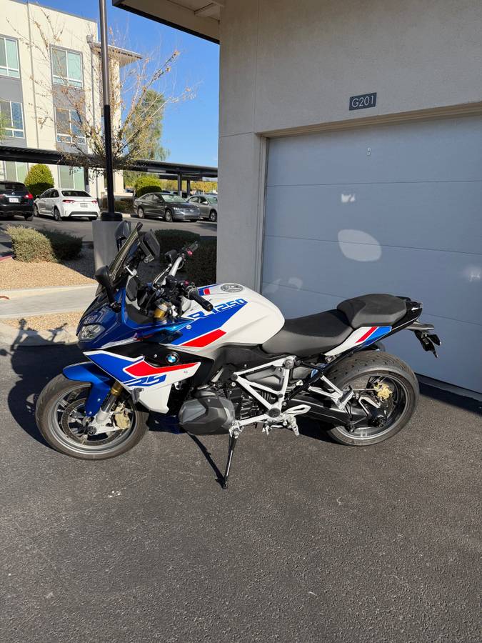 2023 BMW, Import USA — Foto 7 z 12