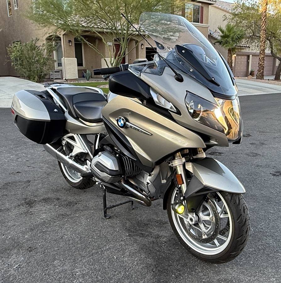 2016 BMW, Import USA — Foto 1