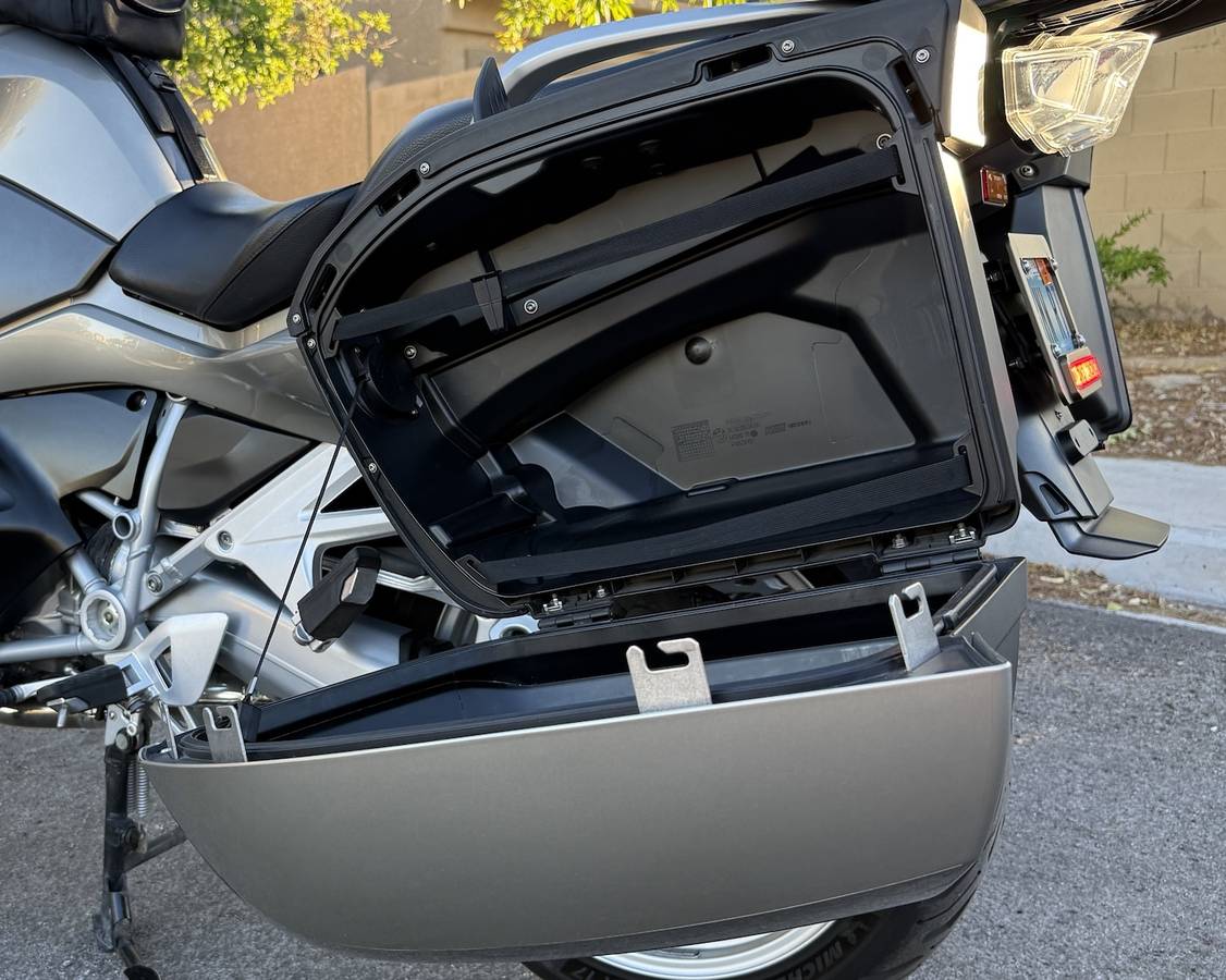 2016 BMW, Import USA — Foto 11 z 12
