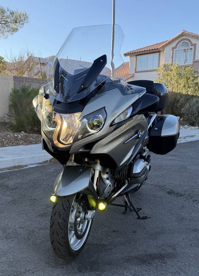 2016 BMW, Import USA — Foto 2 z 12