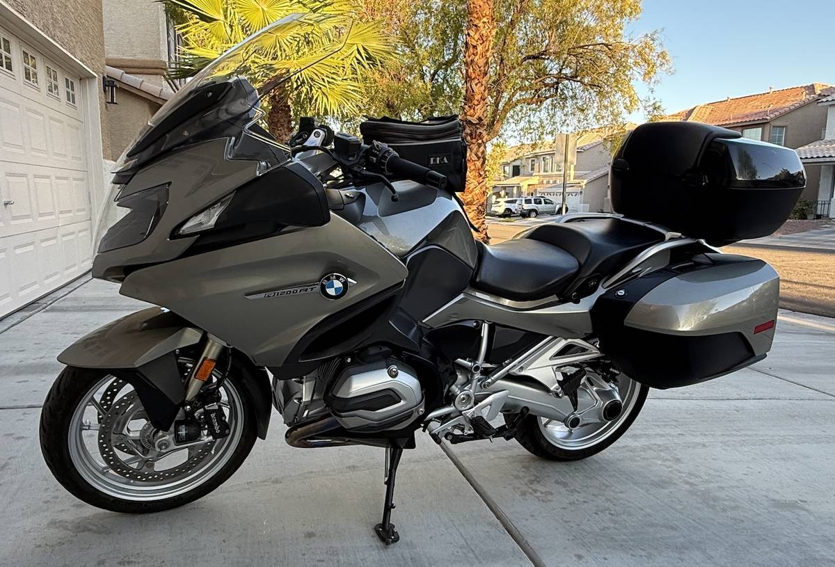 2016 BMW, Import USA — Foto 4 z 12