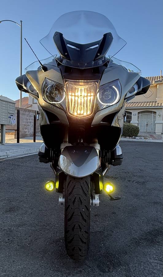 2016 BMW, Import USA — Foto 6 z 12