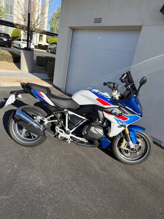 2023 BMW, Import USA — Foto 1