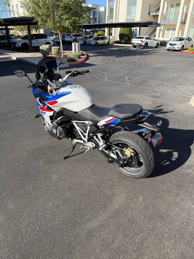 2023 BMW, Import USA — Foto 7 z 12