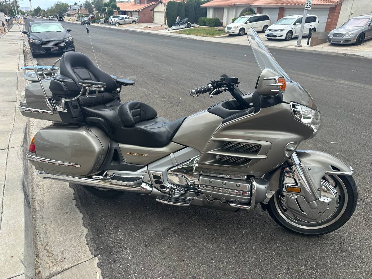 Honda, Import USA — Foto 2 z 4