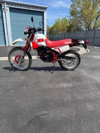 1990 Yamaha, Import USA — Foto 4 z 5