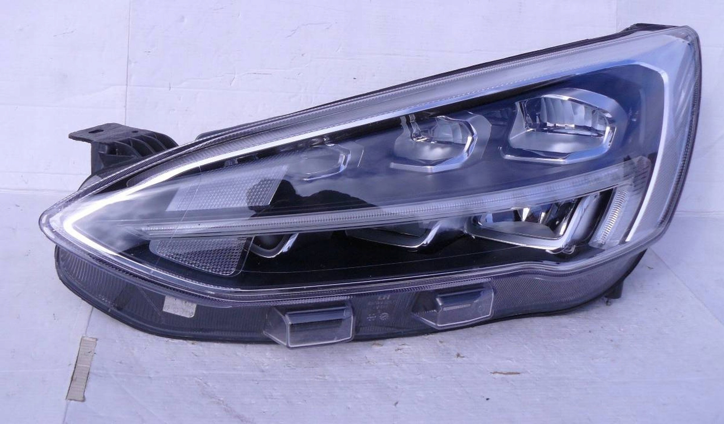 Ford Focus Mk4 přední světlomet levá FULL LED kompletní, Auf Lager in der EU — Foto 1