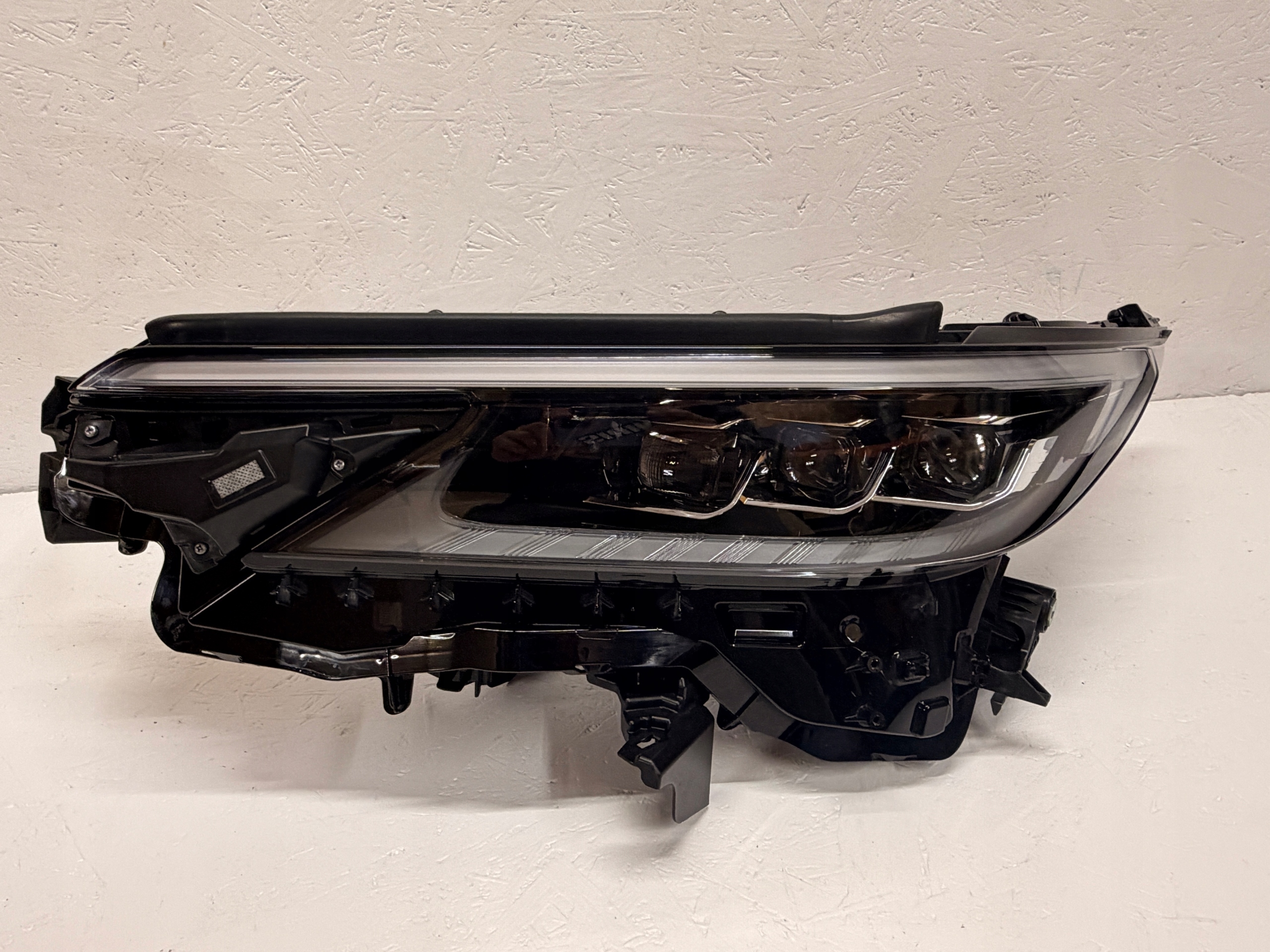 Lexus Lm Ii světlomet levý FULL LED přední 81150v2150 2023 - Org, Auf Lager in der EU — Foto 1