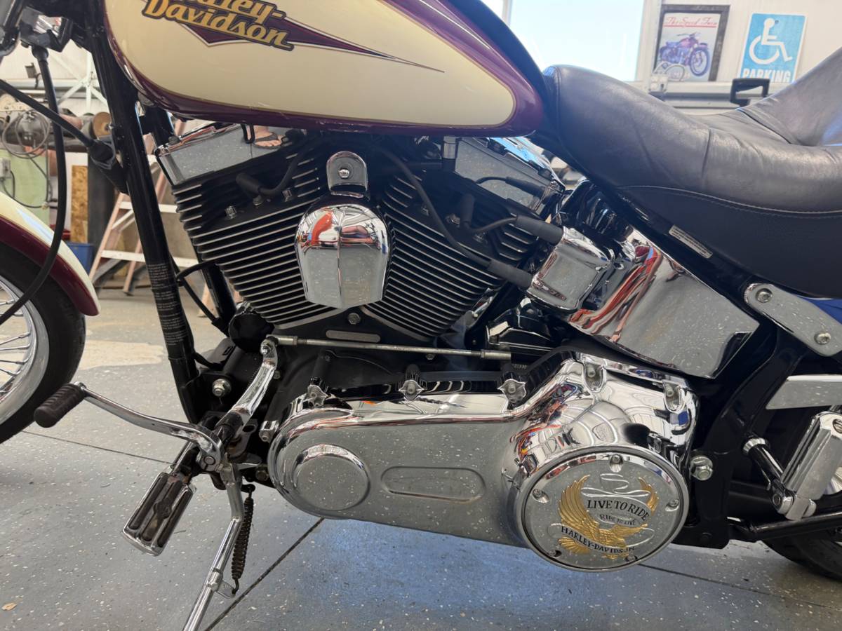 Harley-Davidson, Import USA — Foto 6 z 12