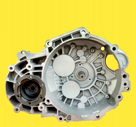 převodovka Transit 1.8TDCI 2T1R7002BC., Auf Lager in der EU — Foto 1