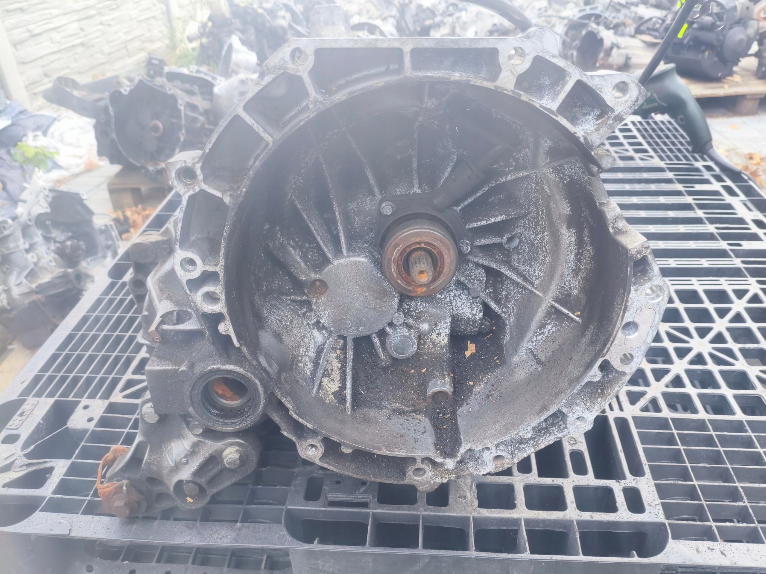 převodovka Manualna 5 Ford Focus Ii Fl 4m5r7002ne 1.8 16v, Auf Lager in der EU — Foto 1