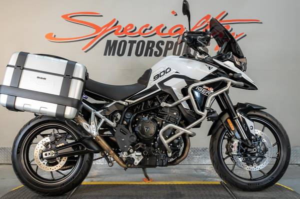 2024 Triumph, Import USA — Foto 1