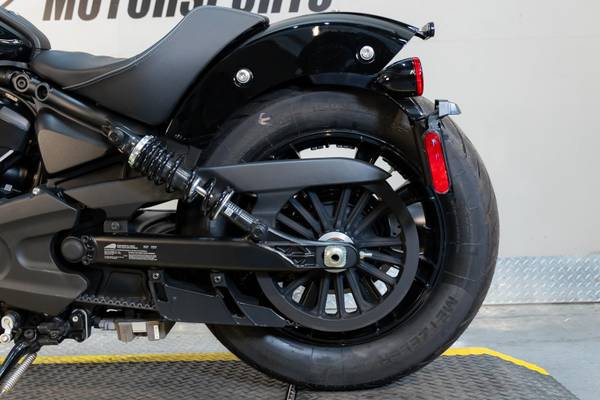 2025 Indian, Import USA — Foto 11 z 12