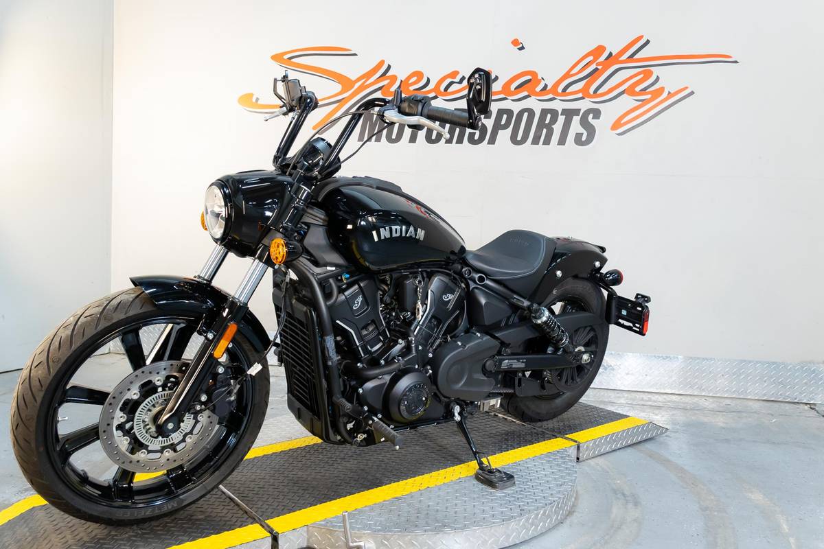 2025 Indian, Import USA — Foto 7 z 12