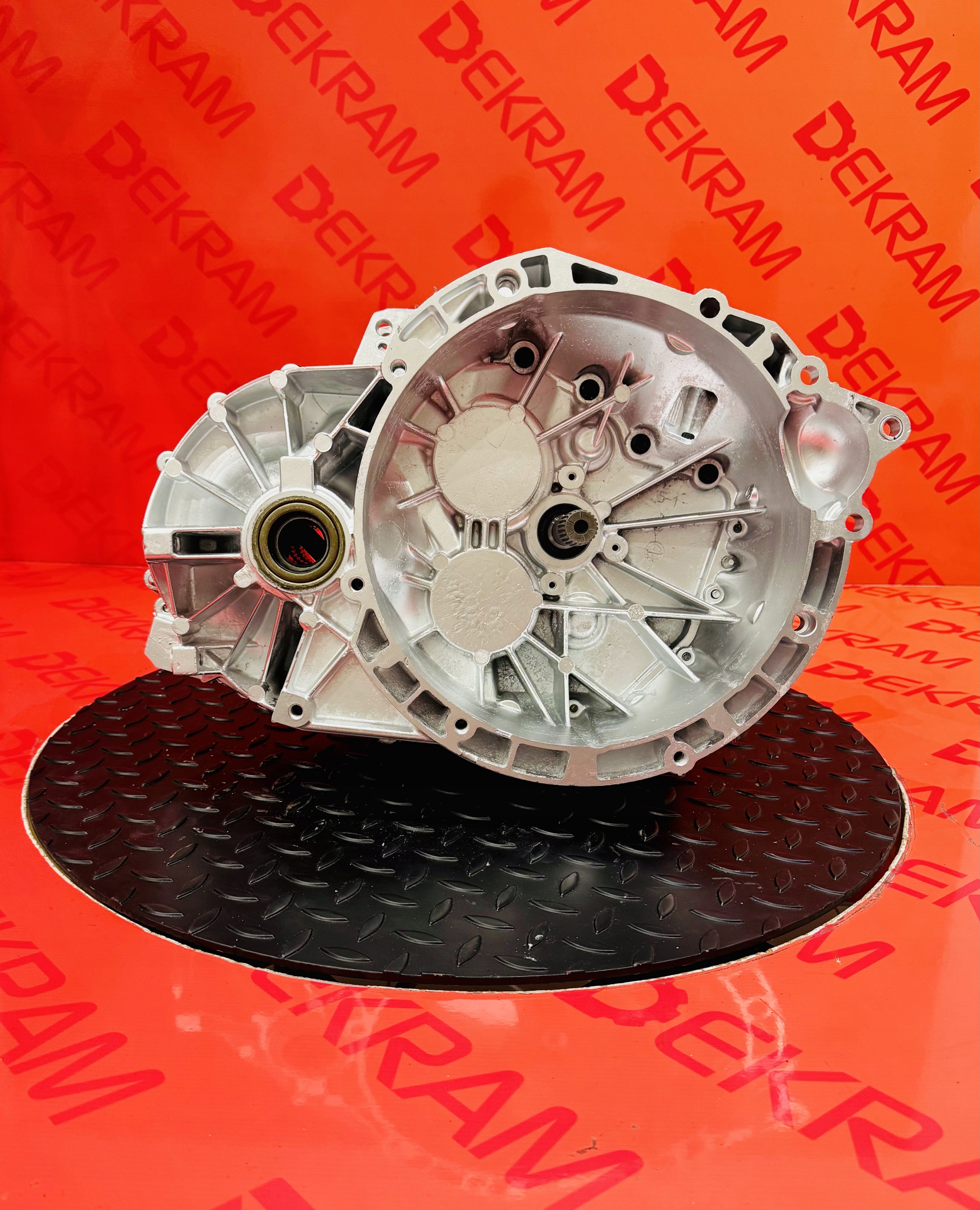převodovka Manualna Ford Galaxy Mk 4 Iv S Max Mk 2 Ii 7g9r7002ud, Auf Lager in der EU — Foto 1