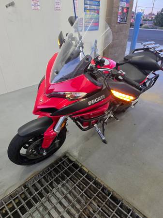 2016 Ducati, Import USA — Foto 1