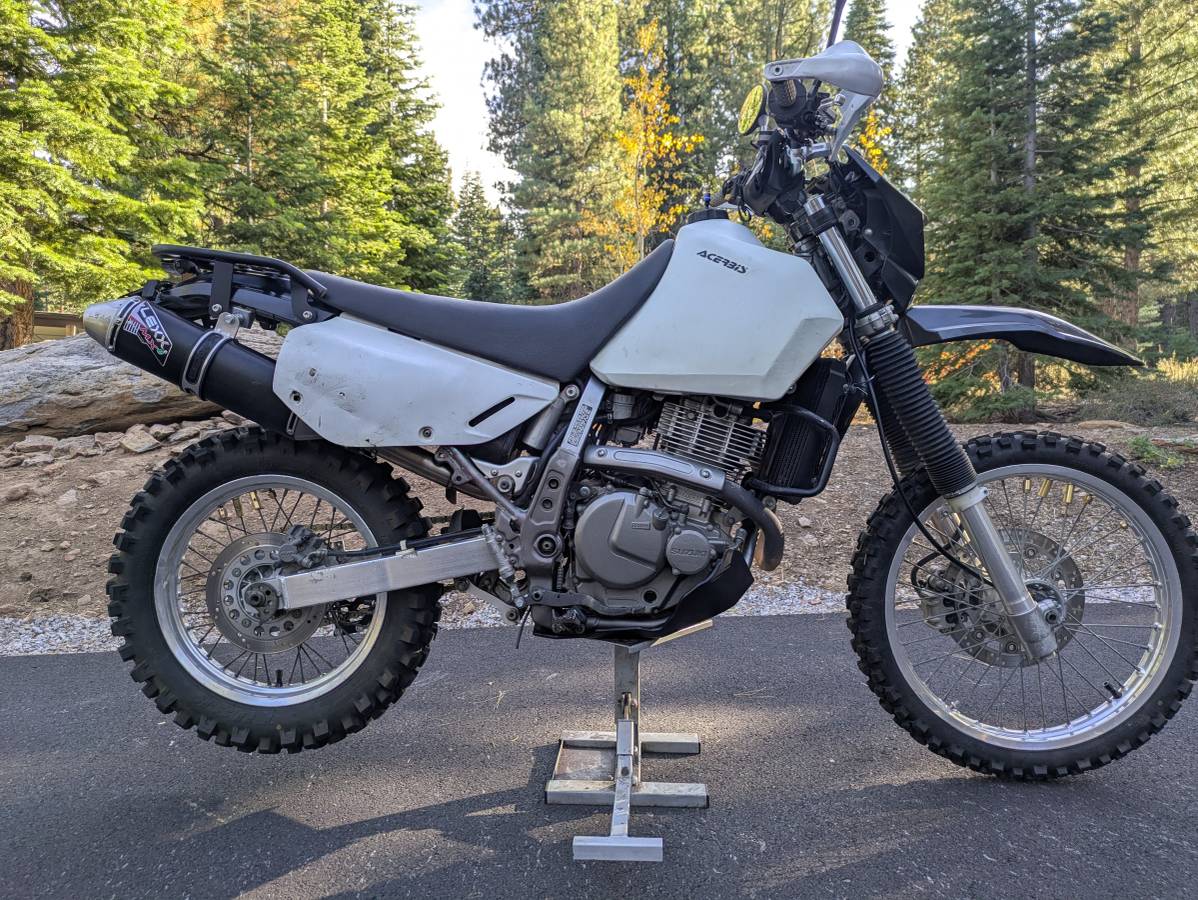 2008 Suzuki, Import USA — Foto 2 z 12