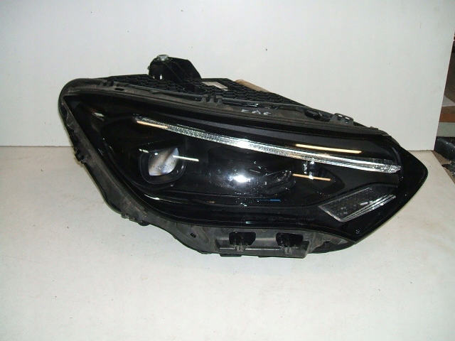 Mercedes Eqe pravý světlomet FULL LED Digital Light A2959062001, Auf Lager in der EU — Foto 1