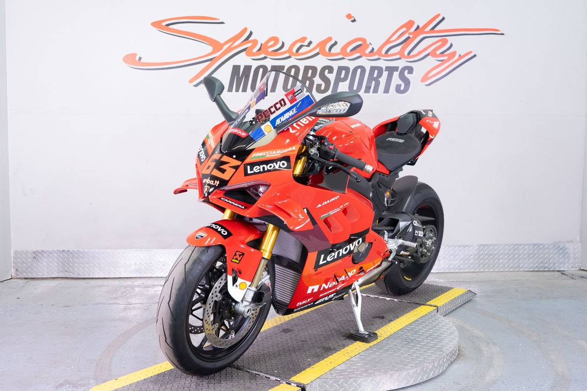 2024 Ducati, Import USA — Foto 3 z 12
