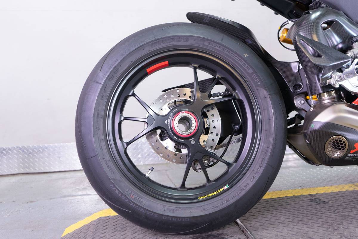 2024 Ducati, Import USA — Foto 8 z 12