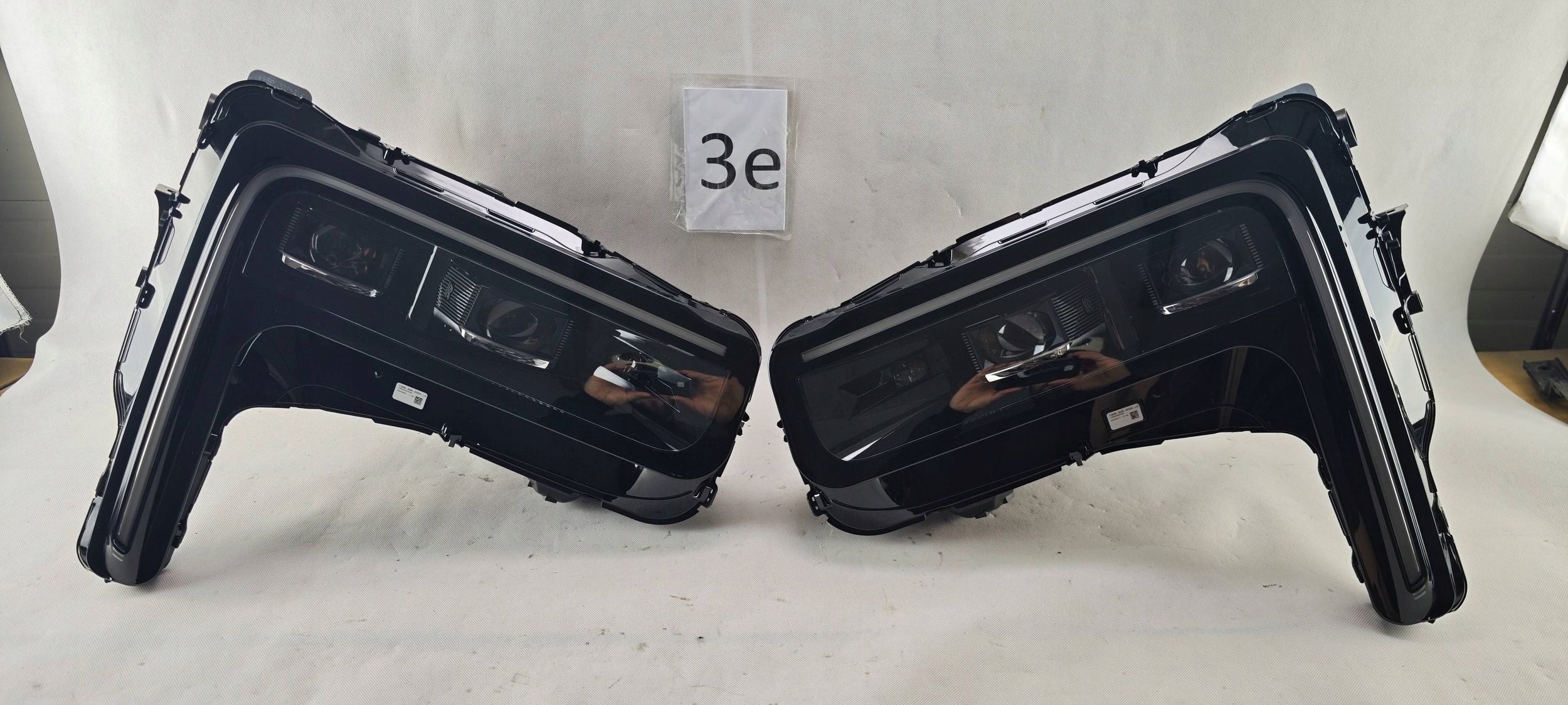 Rolls Royce Cullinan FULL LED komplet levý i pravý světlomet, Auf Lager in der EU — Foto 1