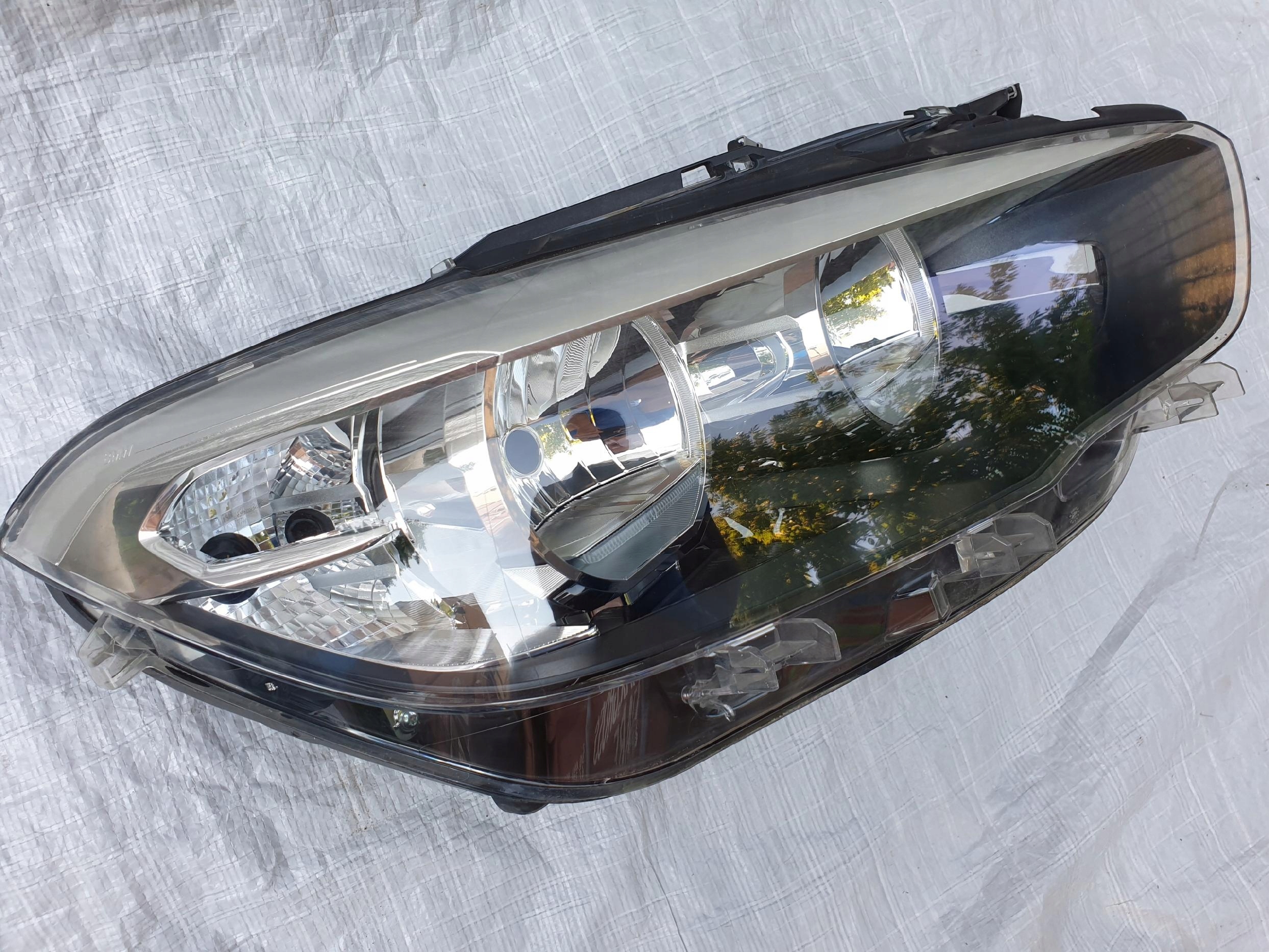 BMW OE 7358392 led zwykla světlomet, Auf Lager in der EU — Foto 1