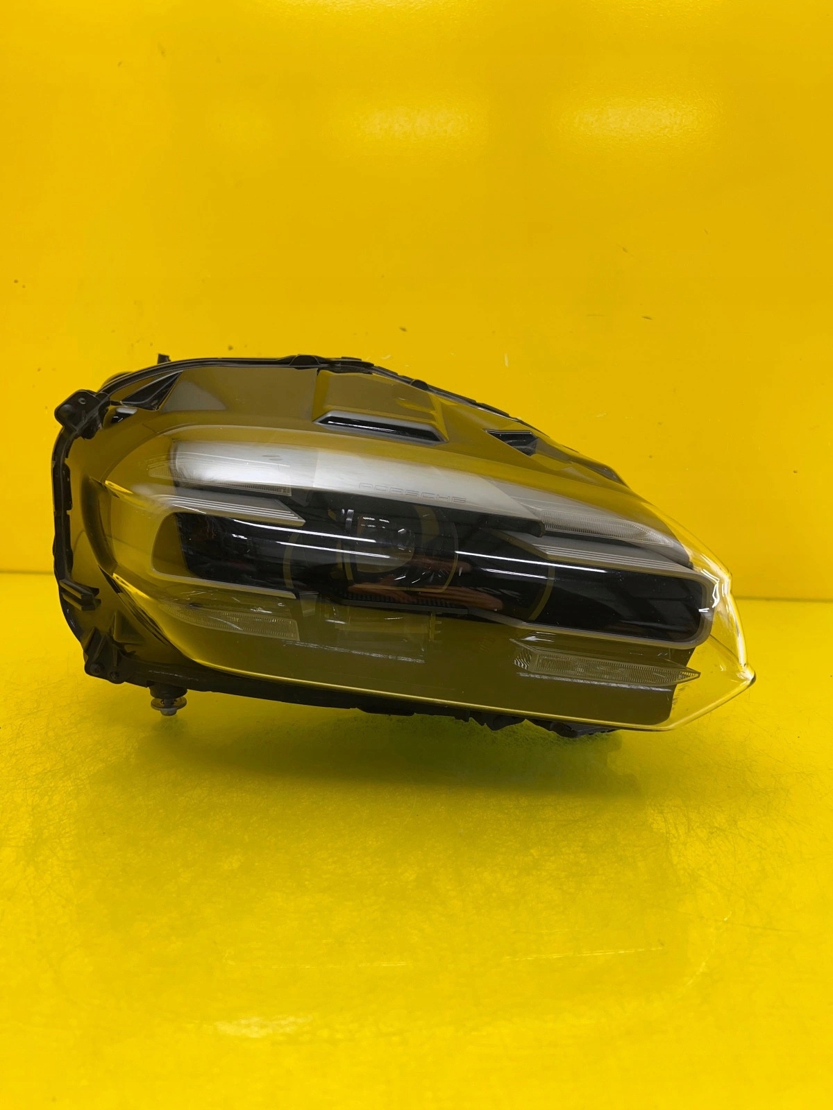 světlomet pravá přední Porsche Taycan Full Led Matrix 9J1941032G, Auf Lager in der EU — Foto 1