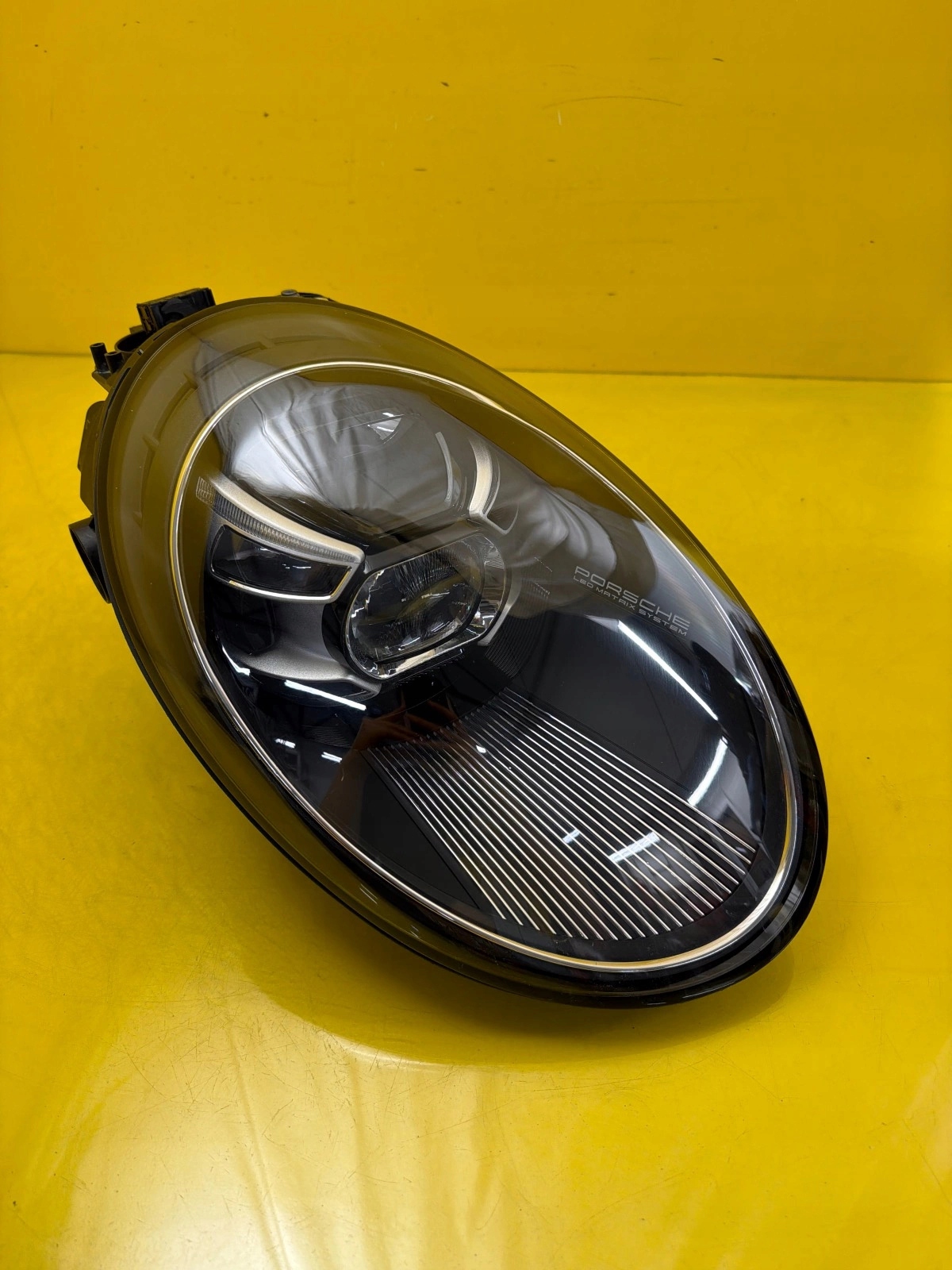 světlomet pravá přední Porsche 992 Full Led Matrix 992941060H, Auf Lager in der EU — Foto 1