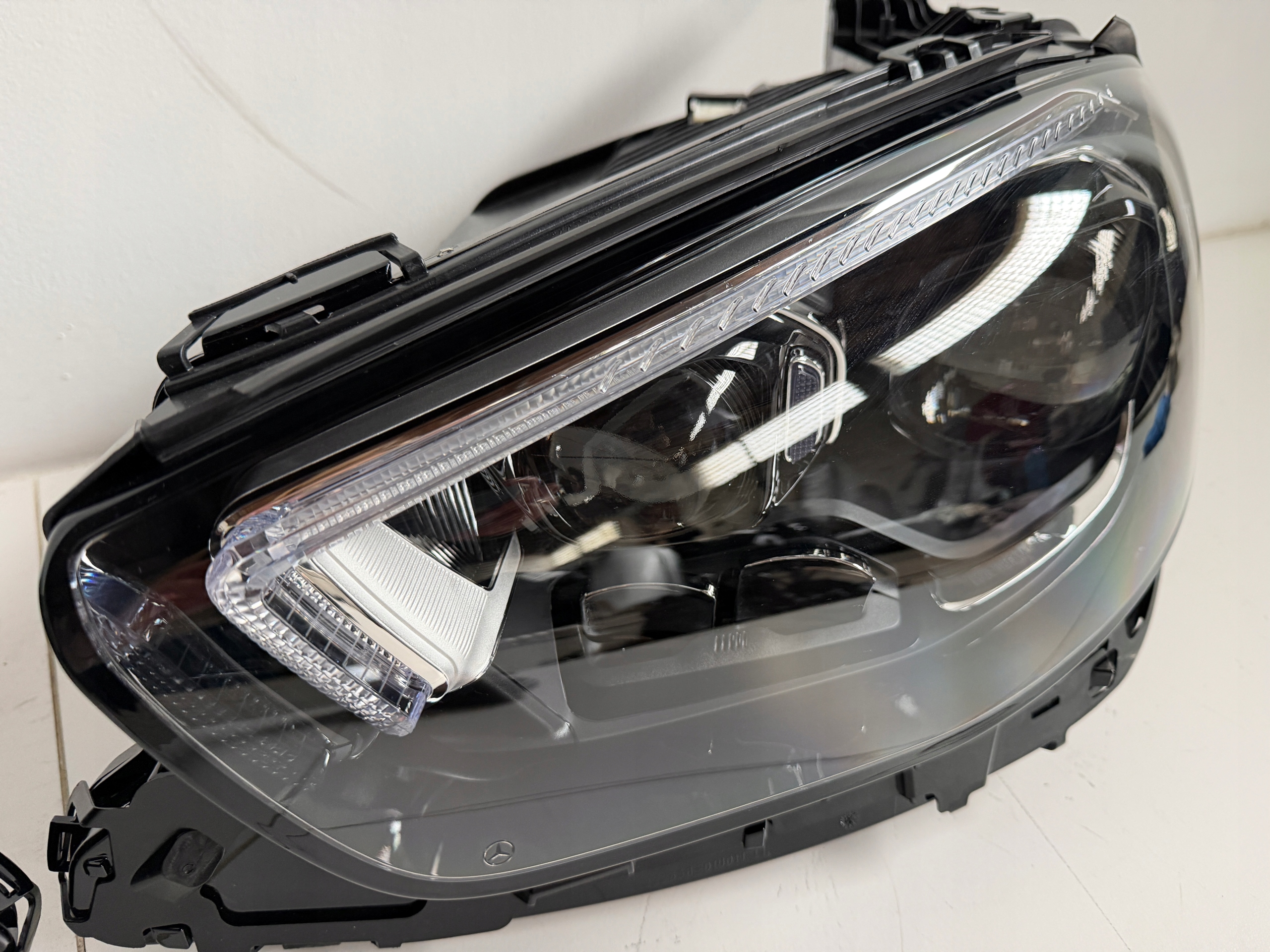 Mercedes E třída A212 W213 facelift Multibeam LED světlomet přední levá originál, Auf Lager in der EU — Foto 4 z 11