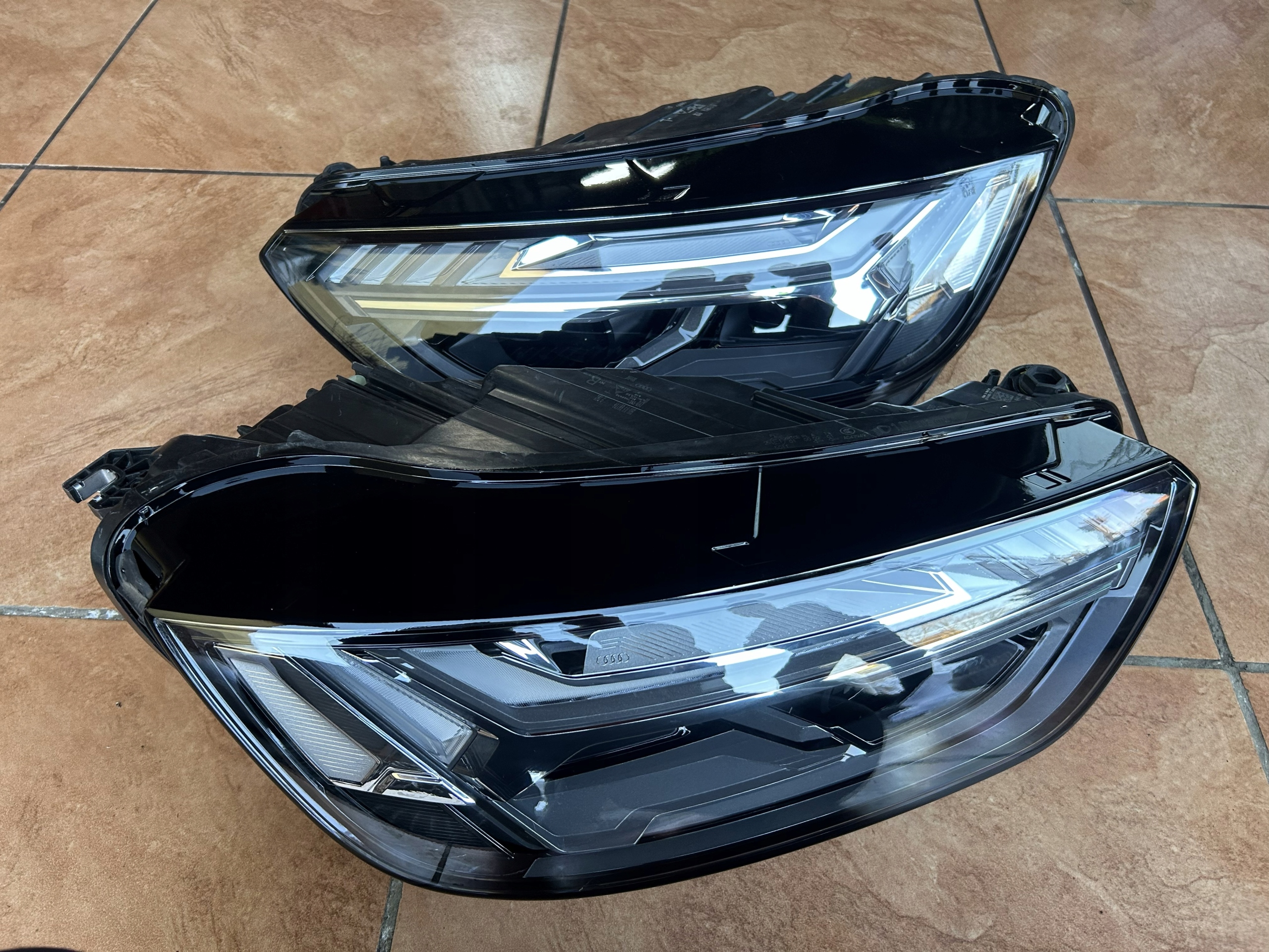 přední světlomet audi full led matrix - komplet levý i pravý, Auf Lager in der EU — Foto 1