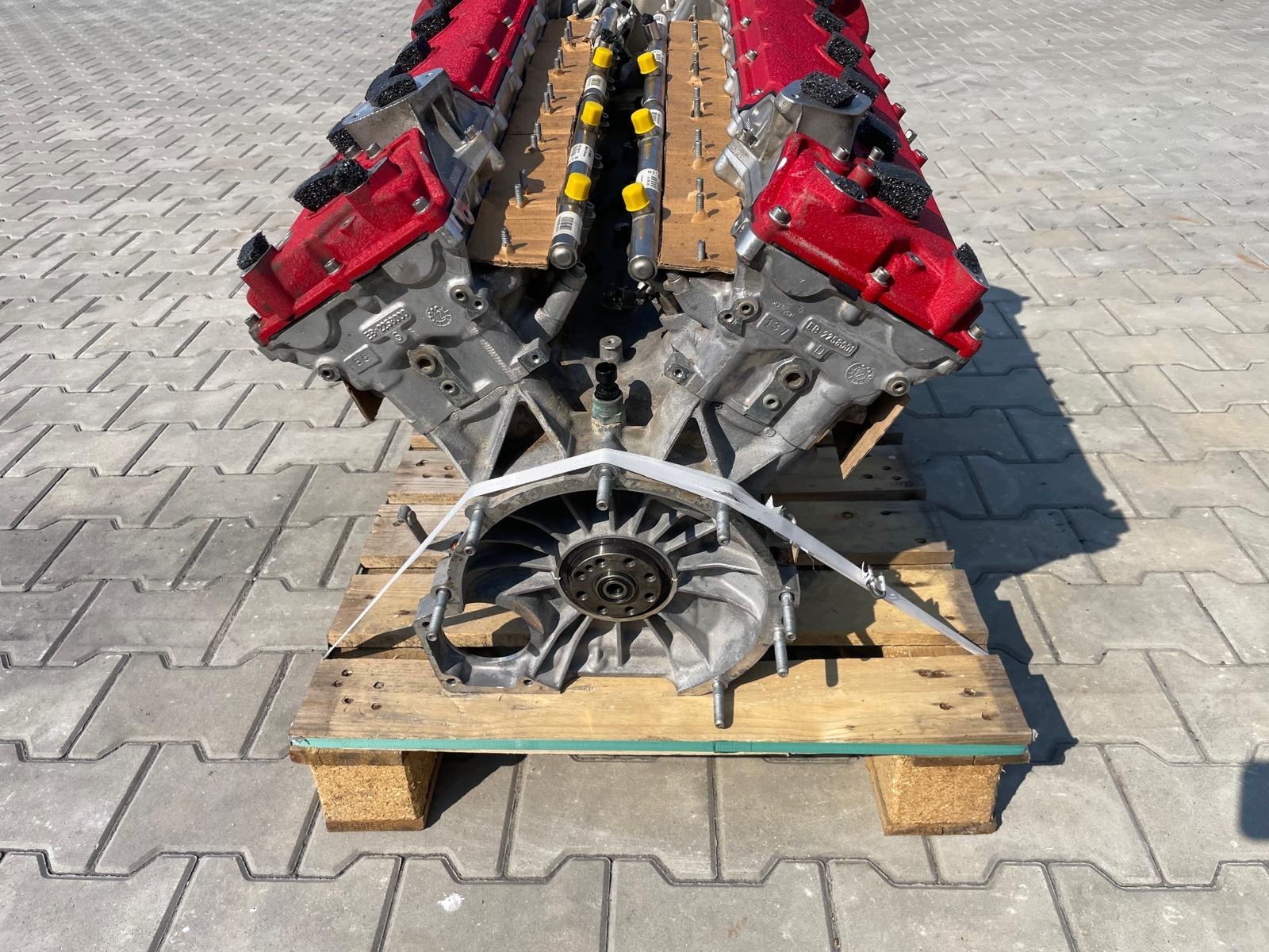 Ferrari FF F151 V12 motor 6.3L F140 659KM 485kW, Auf Lager in der EU — Foto 1