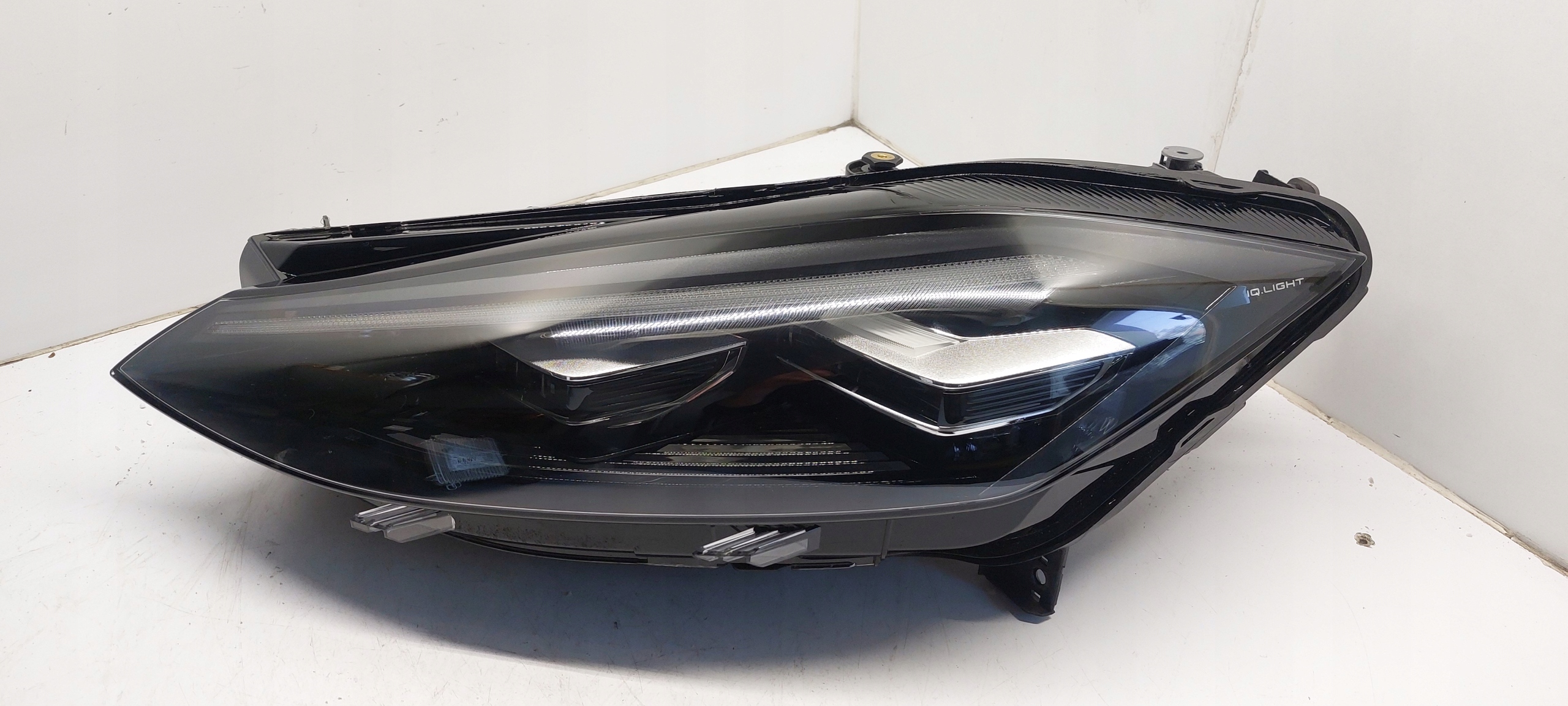 světlomet komplet levý i pravý VW Lamando L facelift, Auf Lager in der EU — Foto 3 z 16
