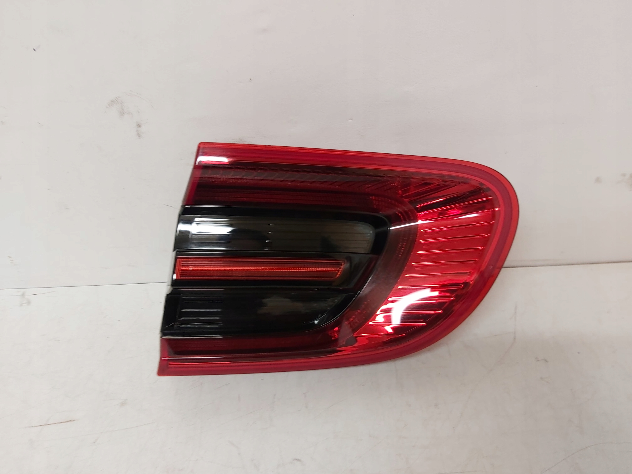 světlomet zadní W Klape pravá Porsche Macan 95b945094f, Auf Lager in der EU — Foto 1