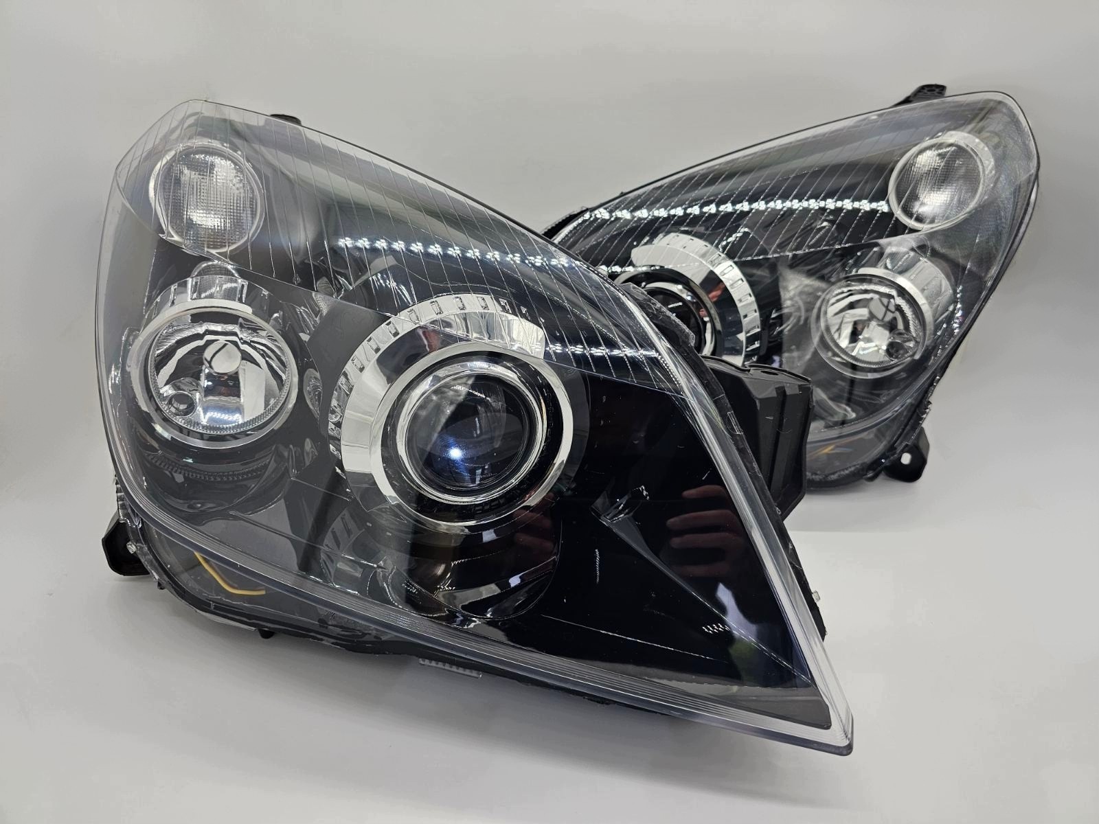 komplet originálních světlometů Lamp Opel Astra H facelift 2006-2014, Auf Lager in der EU — Foto 1