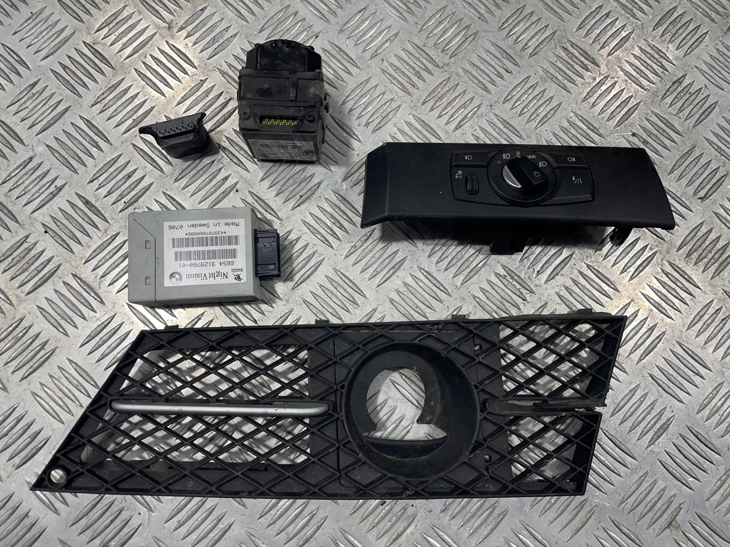 Night Vision Kamera Modul komplet BMW E60 E61, Auf Lager in der EU — Foto 1