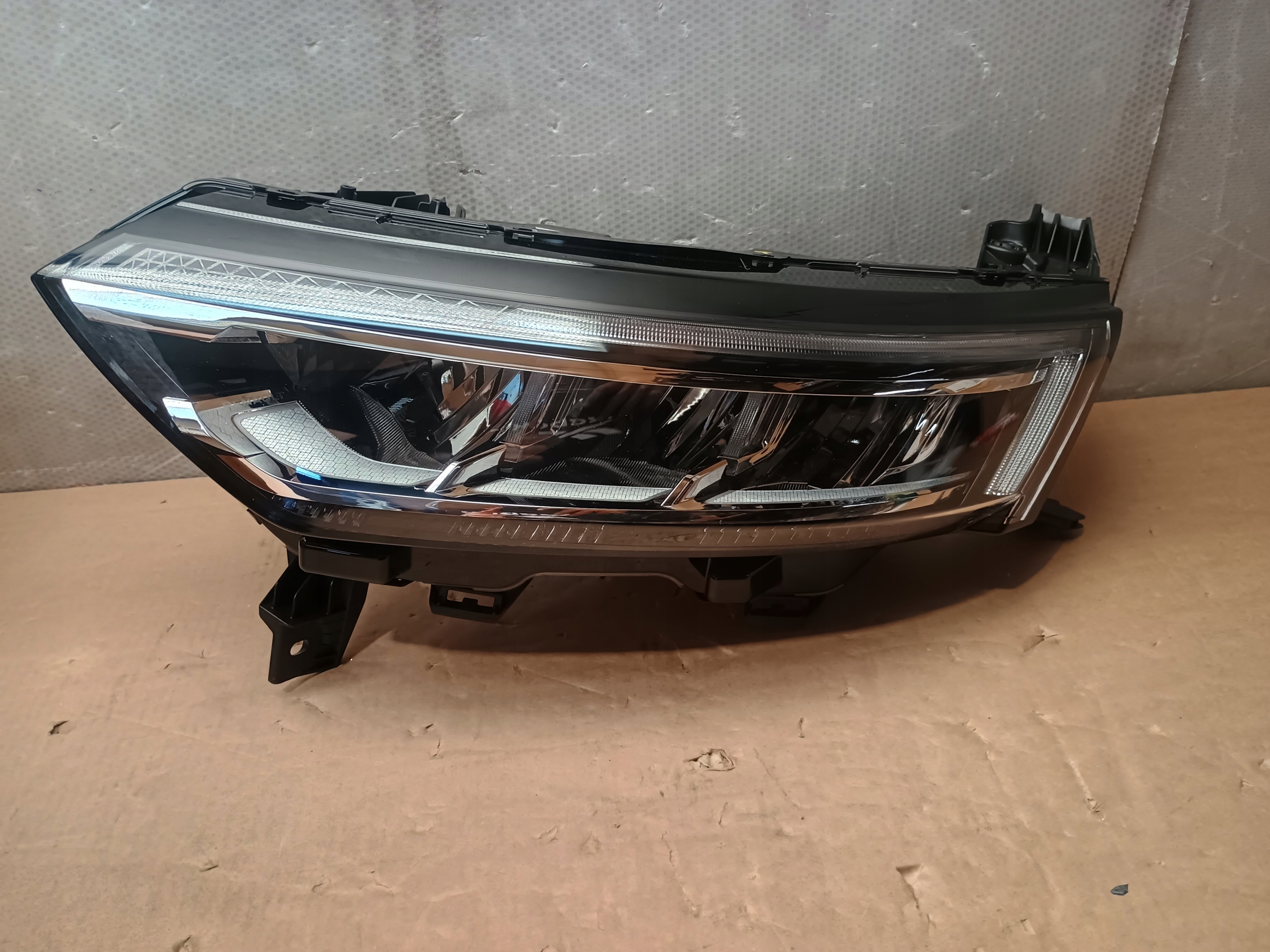 přední světlomet levá Renault Koleos Ii facelift 260607971r originál OE, Auf Lager in der EU — Foto 1
