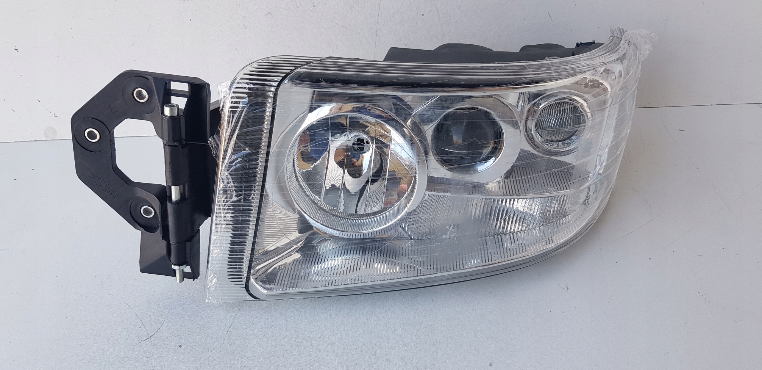 Renault OE 5010578475 světlomet, Auf Lager in der EU — Foto 1