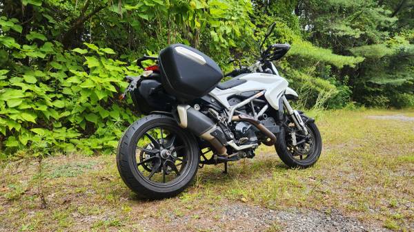 2013 Ducati, Import USA — Foto 5 z 5