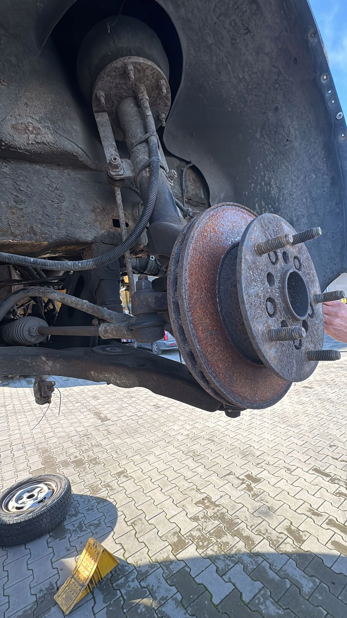 podvozek Pneumatyczne ford transit MK7 komplet přední I zadní, Auf Lager in der EU — Foto 1